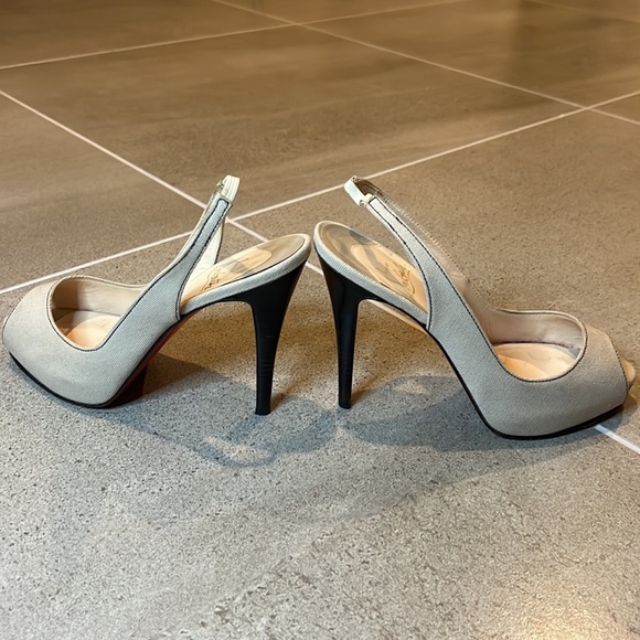 Preowned Christian Louboutin Canvas peep toe sandal 39.5EU - Picture 5 of 7